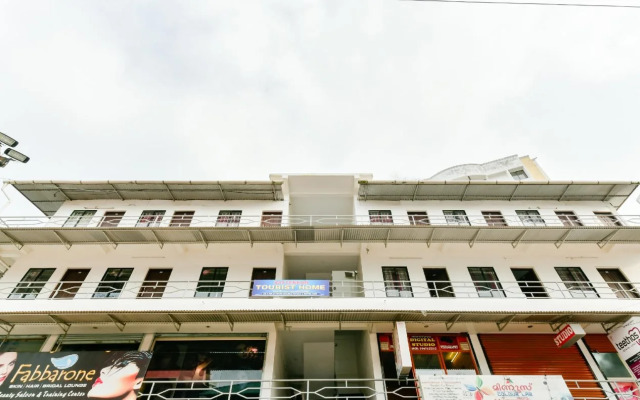 Vattekad Tourist Home by OYO Rooms