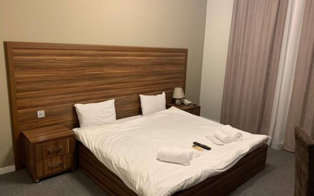 Four Boutique Hotel
