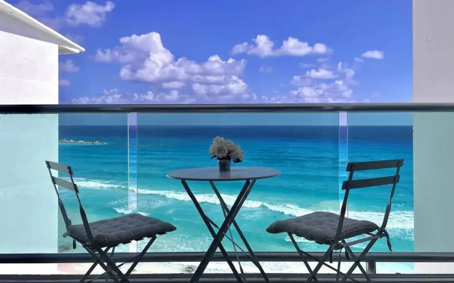 Ocean Dreams by Andiani Travel