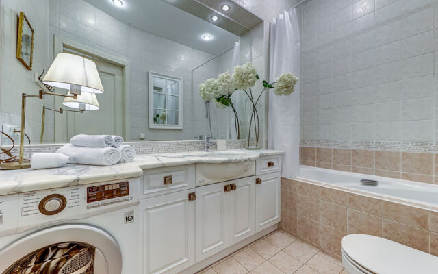 Голден Апартментс