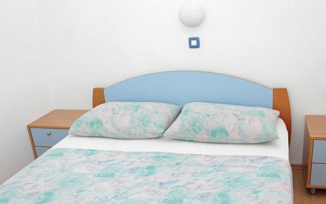 Vink - 80 m From Beach - A4