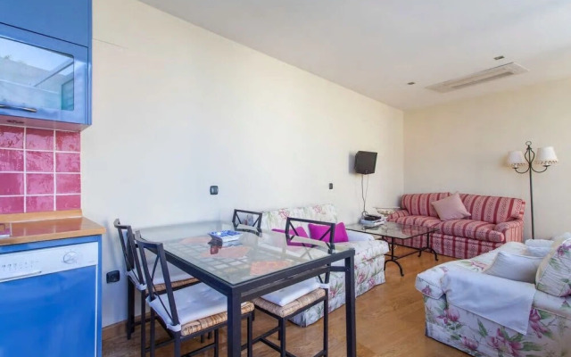 Alcazar Pool Villa by Valcambre