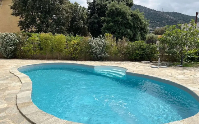 Charming Villa in Saint-tropez With Private Pool