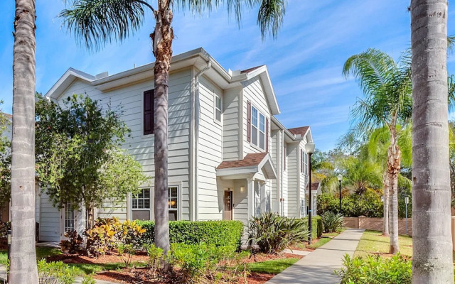 Lucaya Village 3040 #13-108