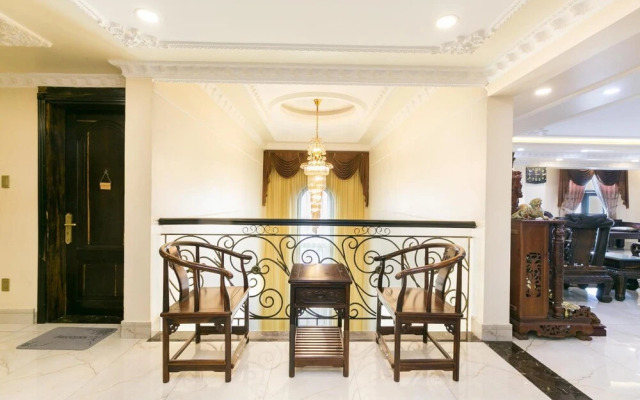 Tang Phat Hotel by OYO Rooms