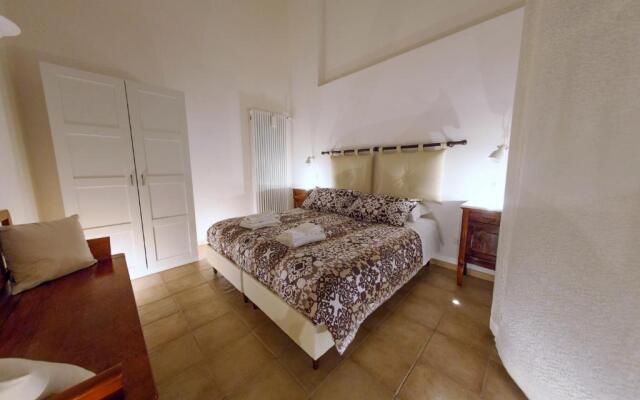 Casa Vacanza L'Alloro 2