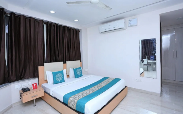 OYO 8305 Blessings Inn