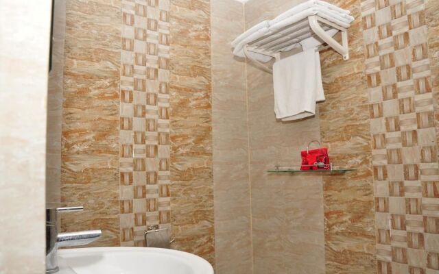 Hotel Star Metro Inn By GRB