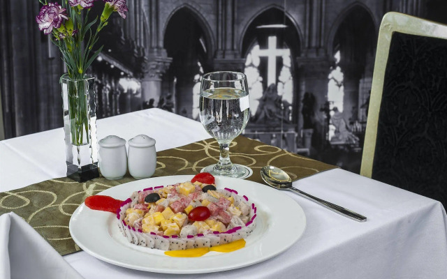 Minerva Church Hotel