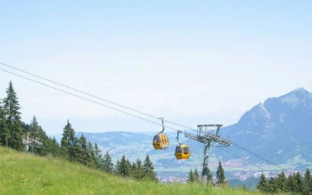 1 Porzig Modern Retreat