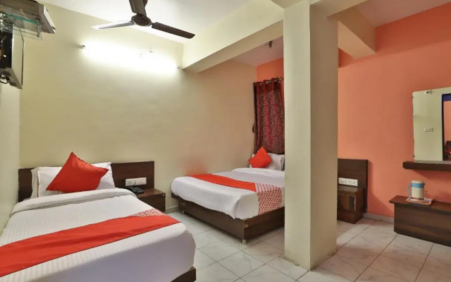 OYO Rooms Maninagar Station 3