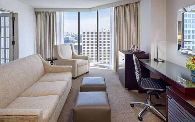DoubleTree by Hilton Hotel Houston - Greenway Plaza