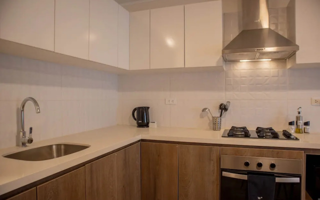 w Majestic 2BR w Balcony in Miraflores