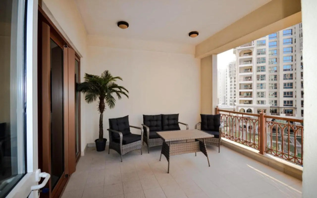 Frank Porter - Marina Residence 5