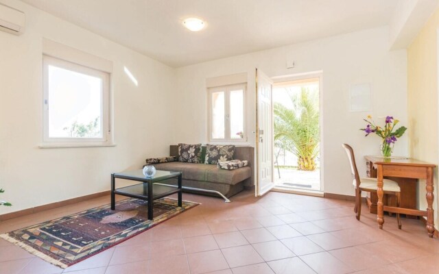 Awesome Home in Ika With Wifi and 2 Bedrooms