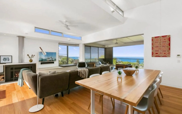 Seaview Tce Spectacular Home with Stunning Ocean and Headland Views