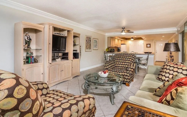 Shoreline 2084 Condo by RedAwning