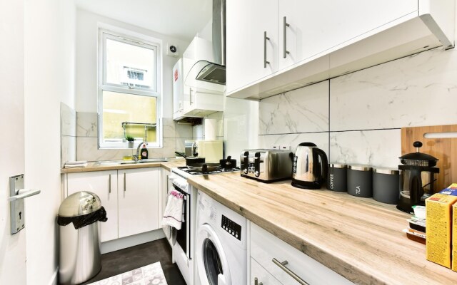 West Ealing SVD Apt. - 2 Bedroom 2 Bath