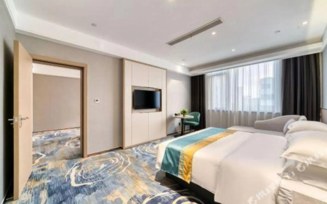 Qingteng Yisu Hotel (Shengzhou Chinese Yue Opera Art City Wuyue Plaza)