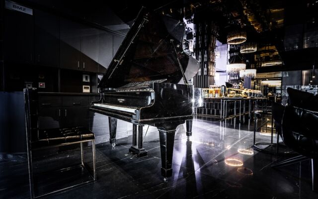 Hotel Belmont Classic