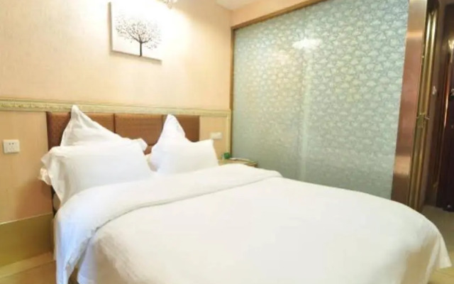 GreenTree Inn AnHui LiuAn Railway East Station Passenger Station Express Hotel