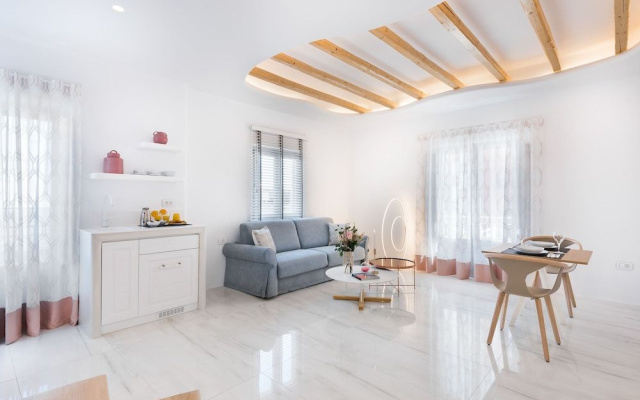 Emfasis Luxury Villa