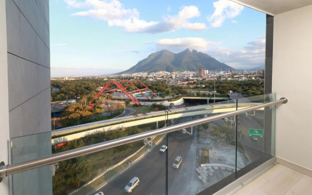 Holiday Inn Express Monterrey Fundidora by IHG