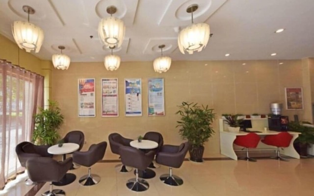 GreenTree Alliance Jiangsu Yangzhou Hanjiang Middle Road Libao Square Hotel