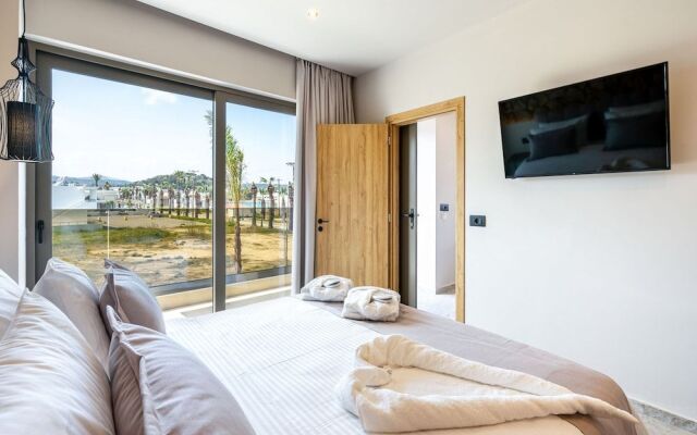 Pathos SeaSide Suites