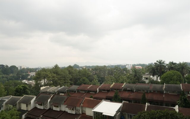 Studio Room at Dago Suites Apartment near ITB