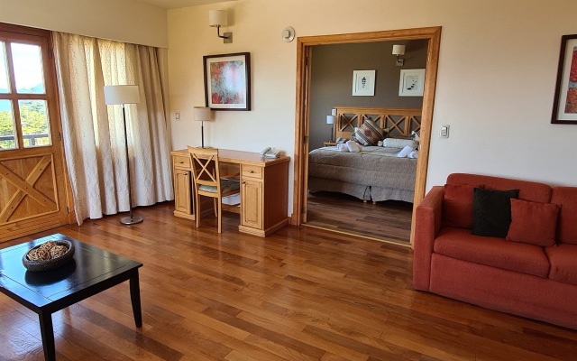 Altos Ushuaia Hotel & Resto