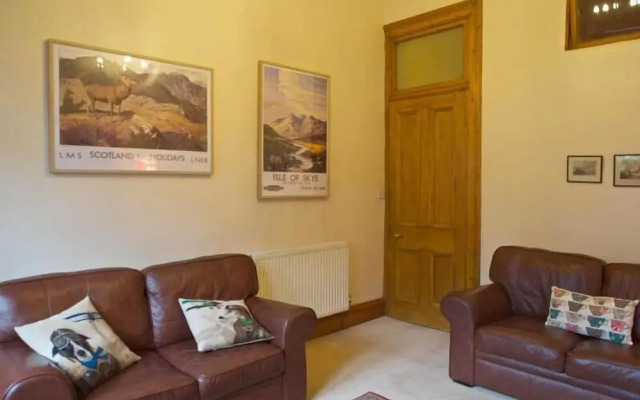 JOIVY Cosy 1-Bed Flat Near The Scottish Gallery