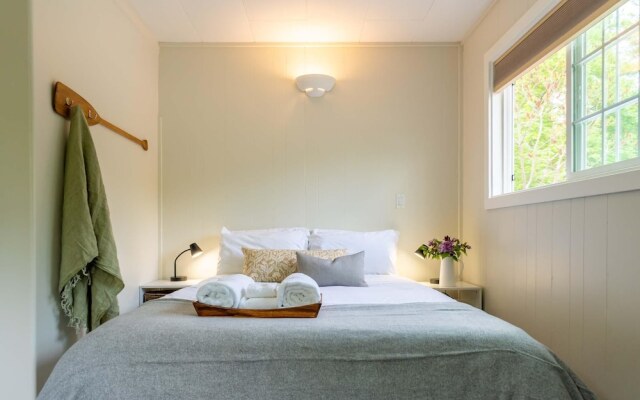 Barefoot Villas Room 5 Eagle