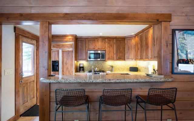 Muletail Hideaway 4 Bedroom Home by Redawning