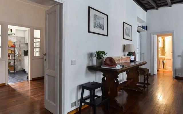 Spanish Steps Apartment