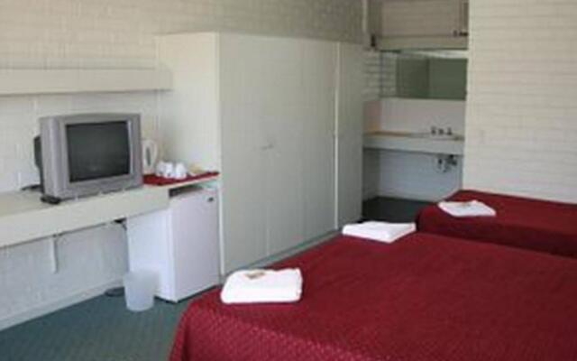 A Room For U