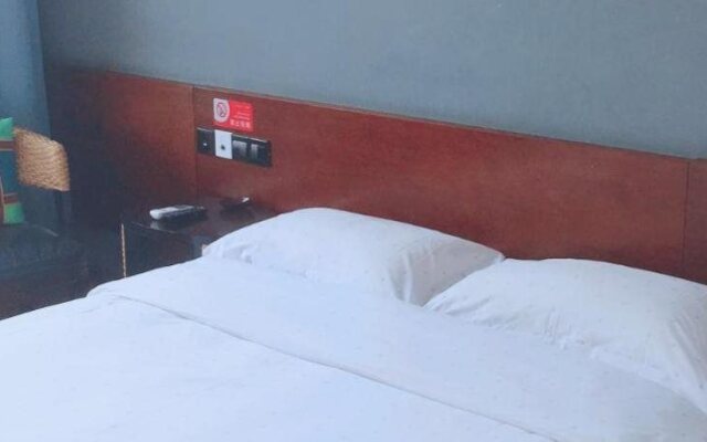 Hotel Eclair