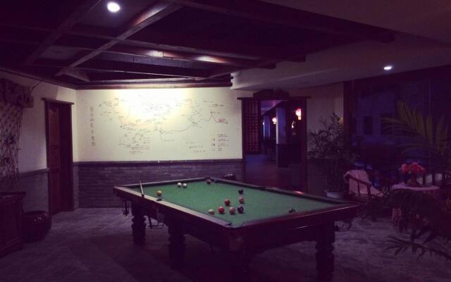 Bajie Youth Hostel