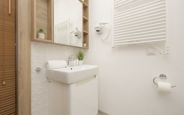 Wolska Cozy Studio in Warsaw by Renters