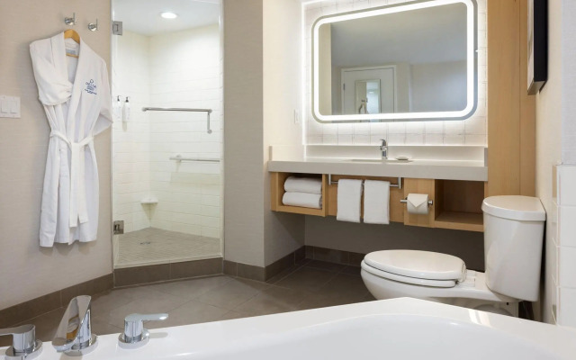 Delta Hotels by Marriott Grand Okanagan Resort