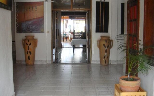 Okapi Hotel