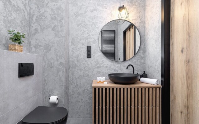 Lokum Salsa Apartment Cracow by Renters
