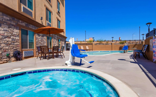 Best Western Plus New Barstow Inn & Suites
