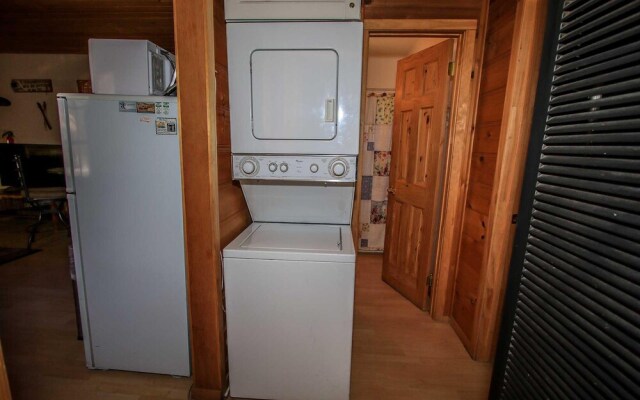 Little Bear 1079 by RedAwning