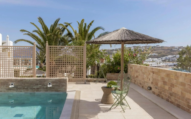 Dorion Hotel