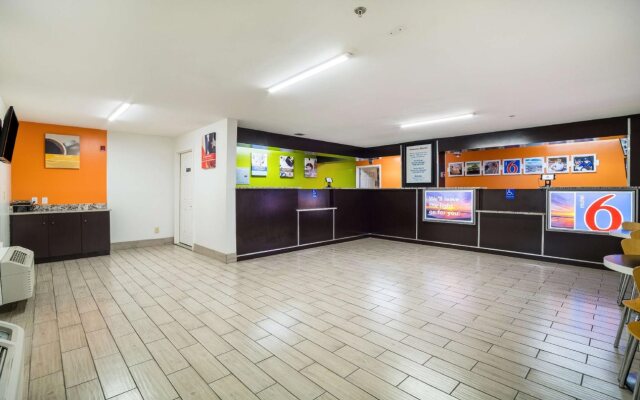 Studio 6 Augusta, GA - Fort Gordon