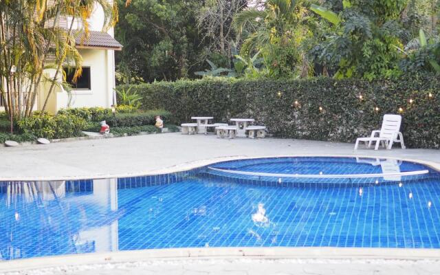 Luckswan resort