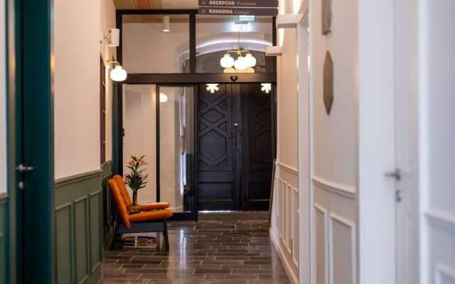 Hotel Heritage