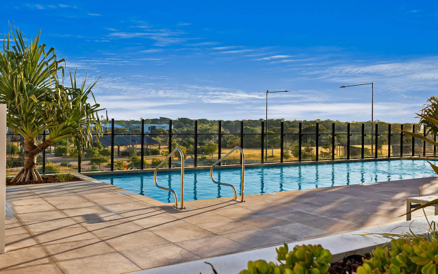 Bokarina Beach Apartments Ascend Hotel Collection
