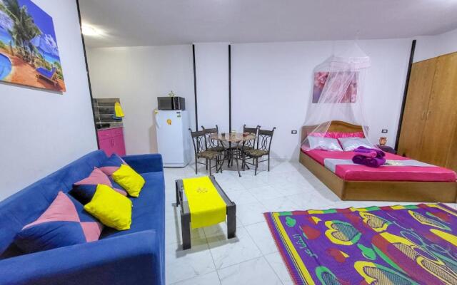 Apartment Place of Dreams near the sea RedSeaLine